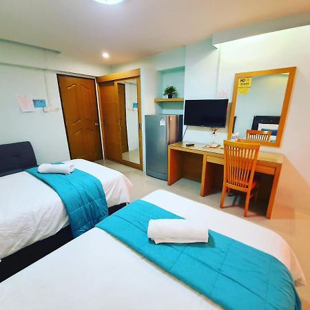 J.Residence Samut Prakan Buitenkant foto